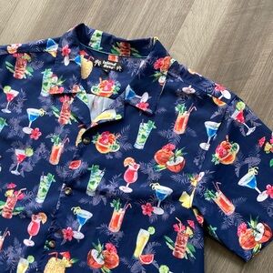 Island Haze Tiki Mug Cocktails Tropical Hawaiian Aloha Button UP Shirt sz M